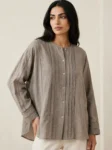 شومیز زنانه نخی اورسایز دکمهدار با یقه گرد و طراحی جلو پیلیدار